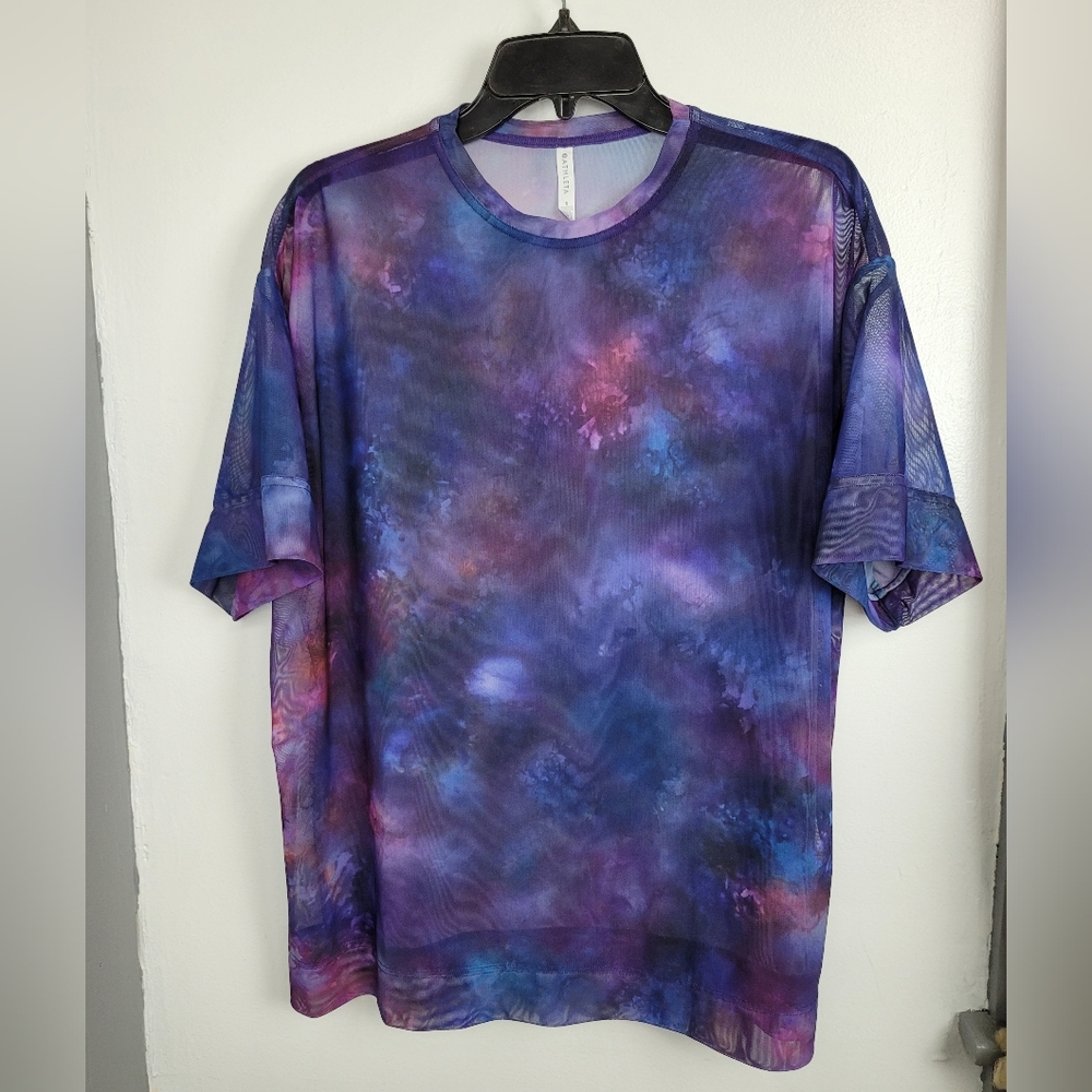 Athleta Mesh Oversized Tye Dye/Galaxy Print Tee